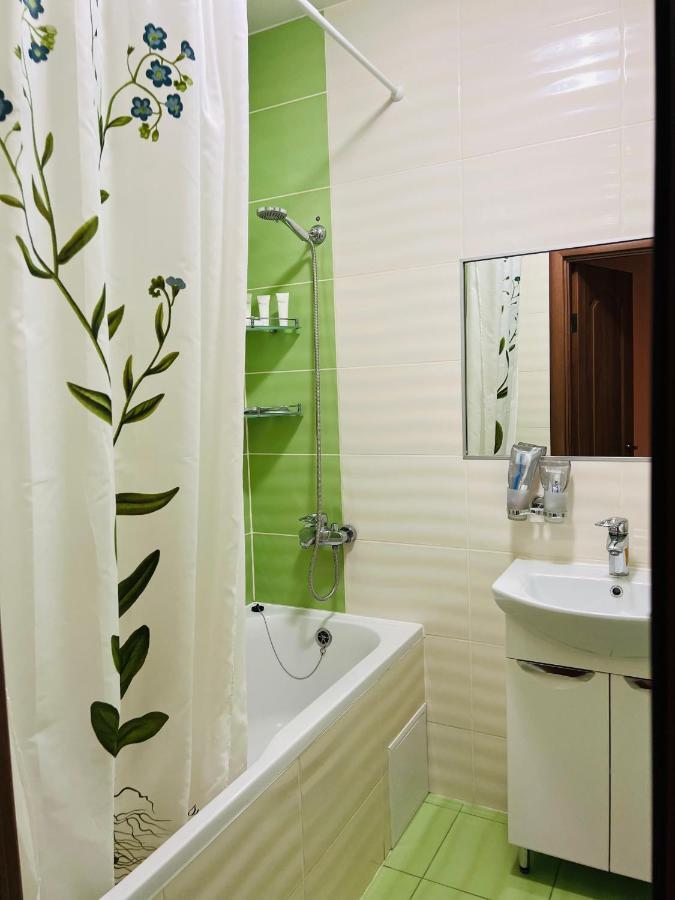 Apartaments Sichovyh Strilciv 68A Ivano-Frankivsk Buitenkant foto